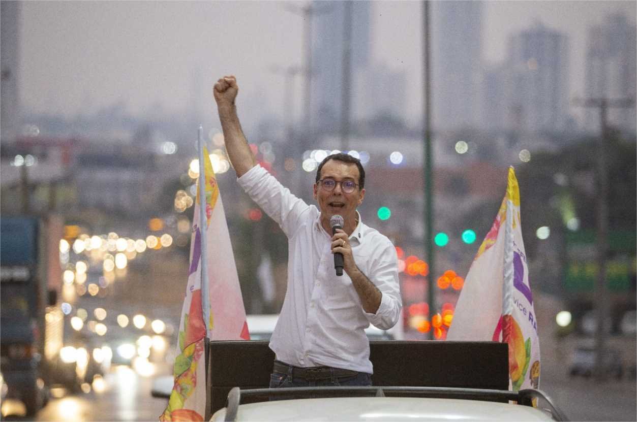 Justiça garante direito de cuiabanos ouvirem propostas de Lúdio no Carro da Mudança