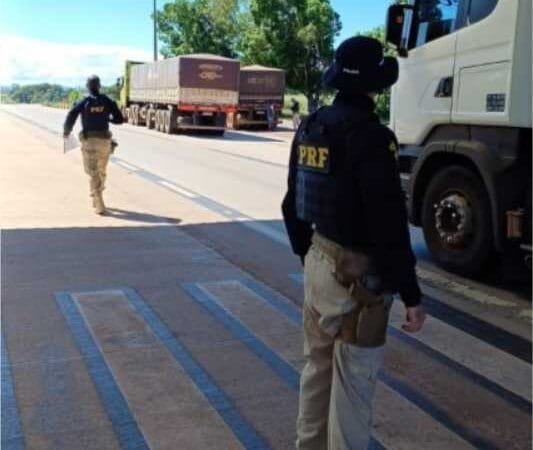 Caminhonete roubada é recuperada na BR-163 em Sinop