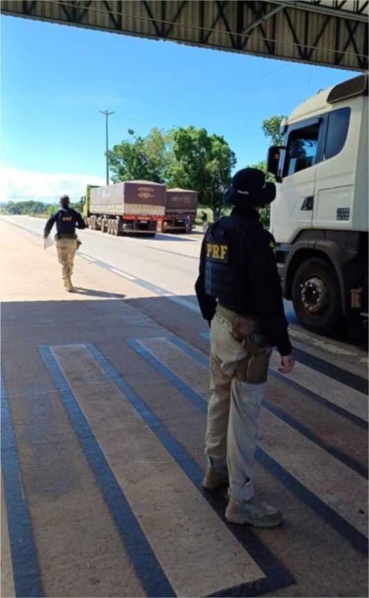 Caminhonete roubada é recuperada na BR-163 em Sinop