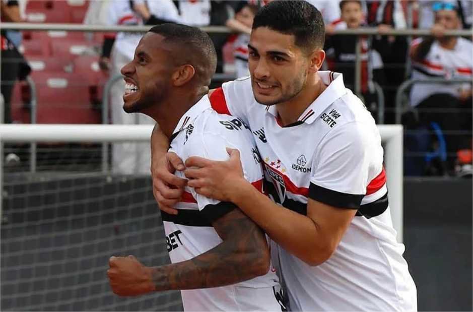 São Paulo, com reservas, bate o Atlético Goianiense no Morumbis