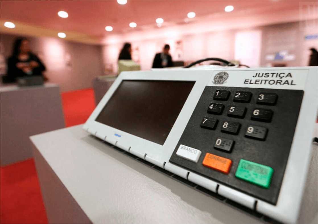 TSE recebe em média uma denúncia de propaganda irregular por minuto