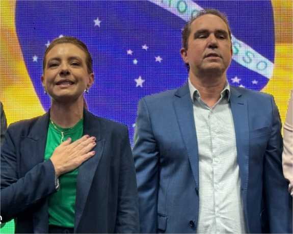 Justiça defere pedido de coligação de Kalil para suspensão de material irregular de Flávia e Tião da Zaeli