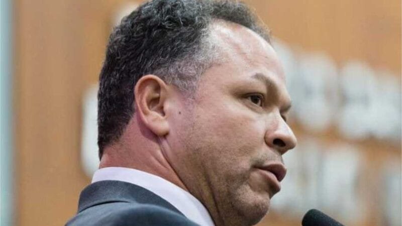 Justiça Eleitoral confirma condenação de Cláudio Ferreira em propaganda eleitoral antecipada