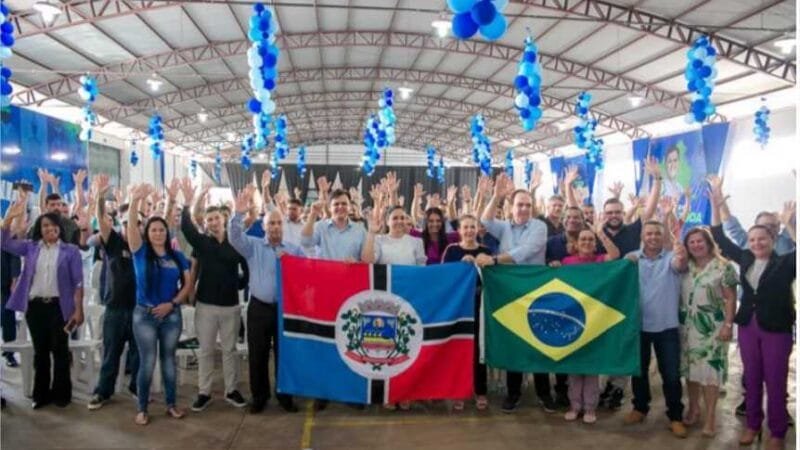 Thiago Silva e Luizão iniciam campanha eleitoral com cerimônia religiosa