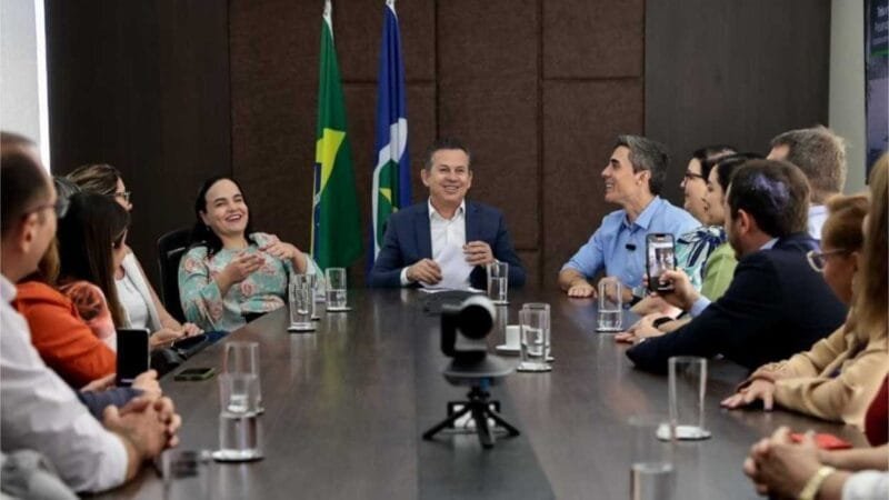 Governador anuncia premiação para as 5 Diretorias Regionais com as melhores notas da Educação em MT