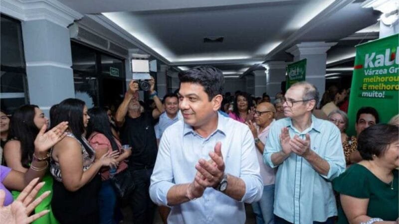 Pesquisa aponta vantagem de 43 pontos entre Kalil e Flávia Moretti