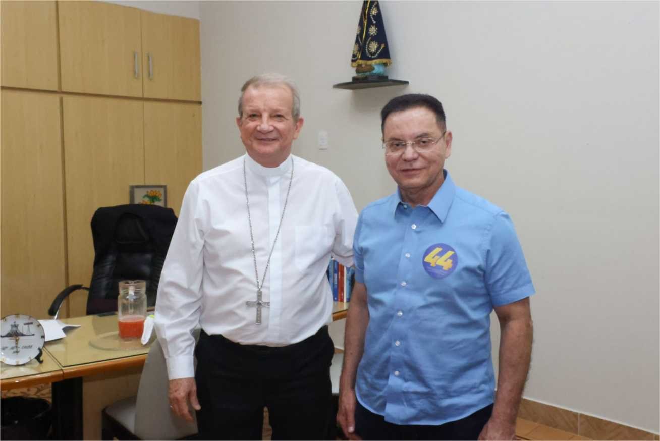 Botelho se reúne com Dom Mário e assume compromisso de promover a boa política