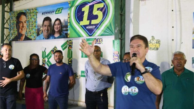 Kennedy se reúne com lideranças comunitárias e apresenta propostas de governo para Associação de Feirantes de Cuiabá