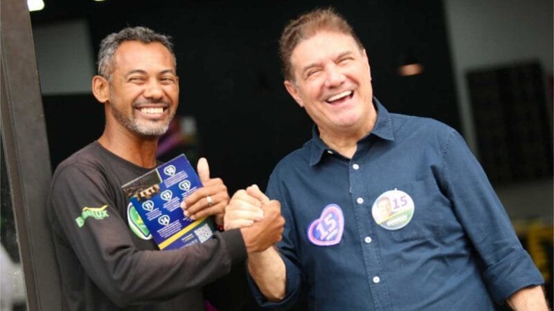 Kennedy recebe apoio dos moradores e comerciantes da Carmindo de Campos: ‘ele conhece a nossa luta’