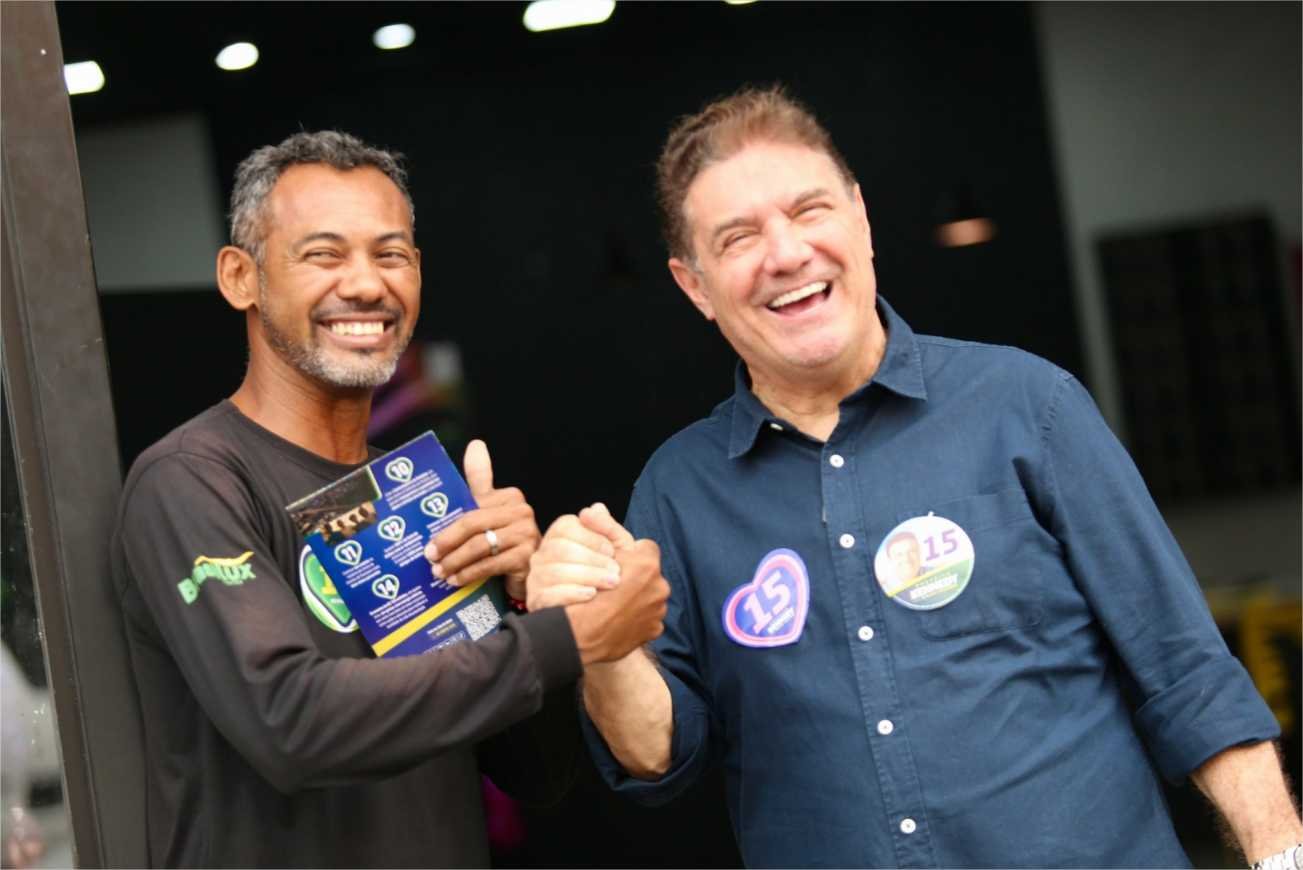 Kennedy recebe apoio dos moradores e comerciantes da Carmindo de Campos: ‘ele conhece a nossa luta’