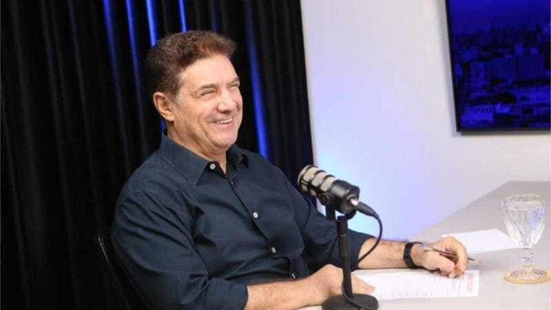 Kennedy irá aumentar a entrega de mesas tablets e computadores para melhorar o ensino nas escolas municipais