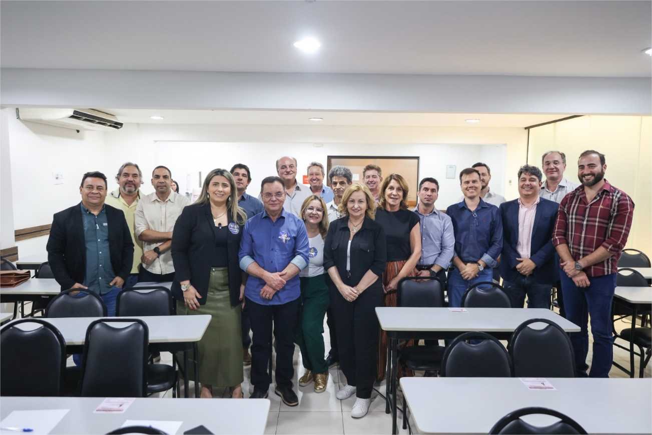 Botelho firma compromisso para revitalizar Avenida Carmindo de Campos