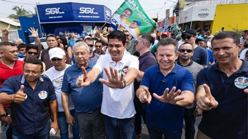 Governador reforça apoio a Kalil e leva 4 mil pessoas para as ruas do Cristo Rei