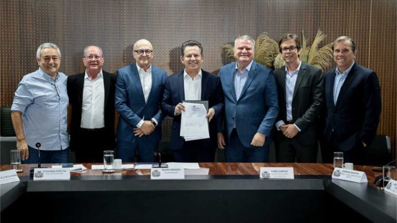 Governo de MT é o 1° do país a assinar contrato com seguro de obra