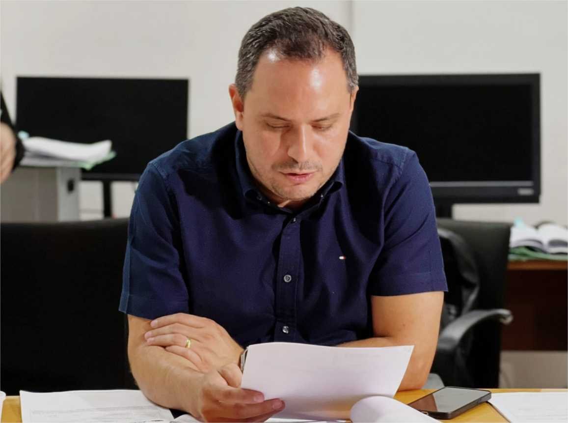 CCJR aprova proposta de Diego que limita tempo de espera por atendimento em órgãos públicos