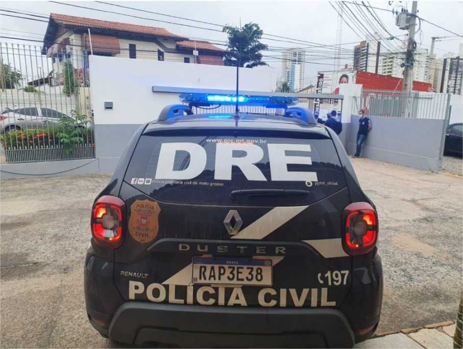 Foragido por roubo é preso durante apuração de denúncia de tráfico de drogas