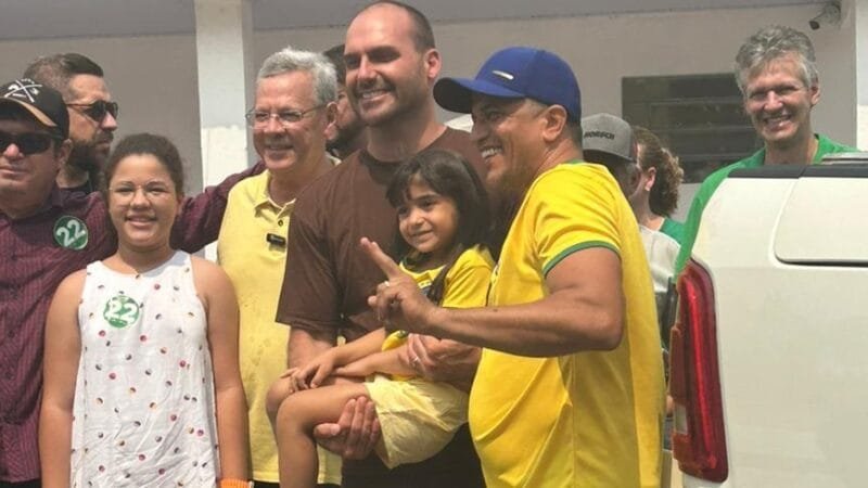 Evento com filho de Bolsonaro está entre eventos que marcam virada de Cebola