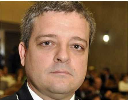 Justiça afirma que Ludio mente e Botelho ganha dois direitos de resposta