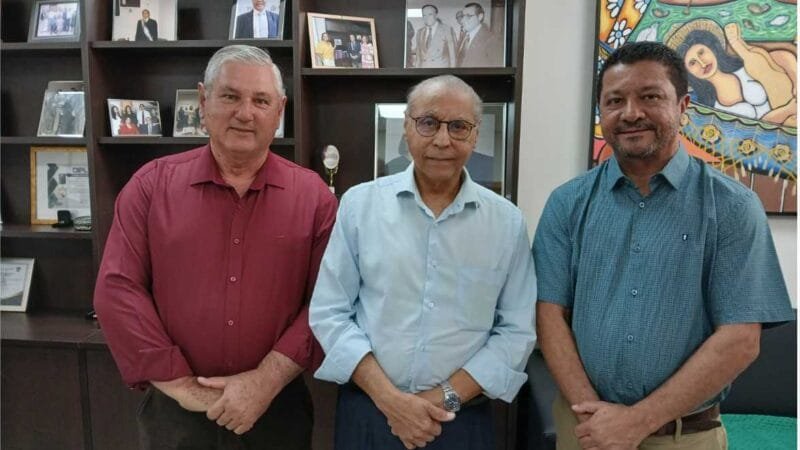 Agenor pede a Júlio Campos melhoria na logística em Novo Horizonte do Norte