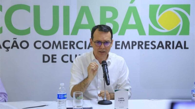 Lúdio assina carta de compromissos com setor comercial e empresarial