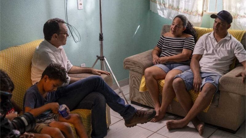 Em programa eleitoral, Lúdio mostra como vai baratear contas de luz com energia solar