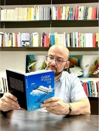 Golpe de Vista é o 30º livro do escritor Eduardo Mahon