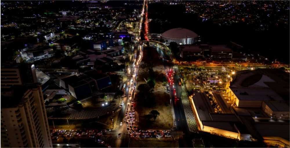 Trânsito, caos e irritação: moradores de Cuiabá sofrem com obras do BRT
