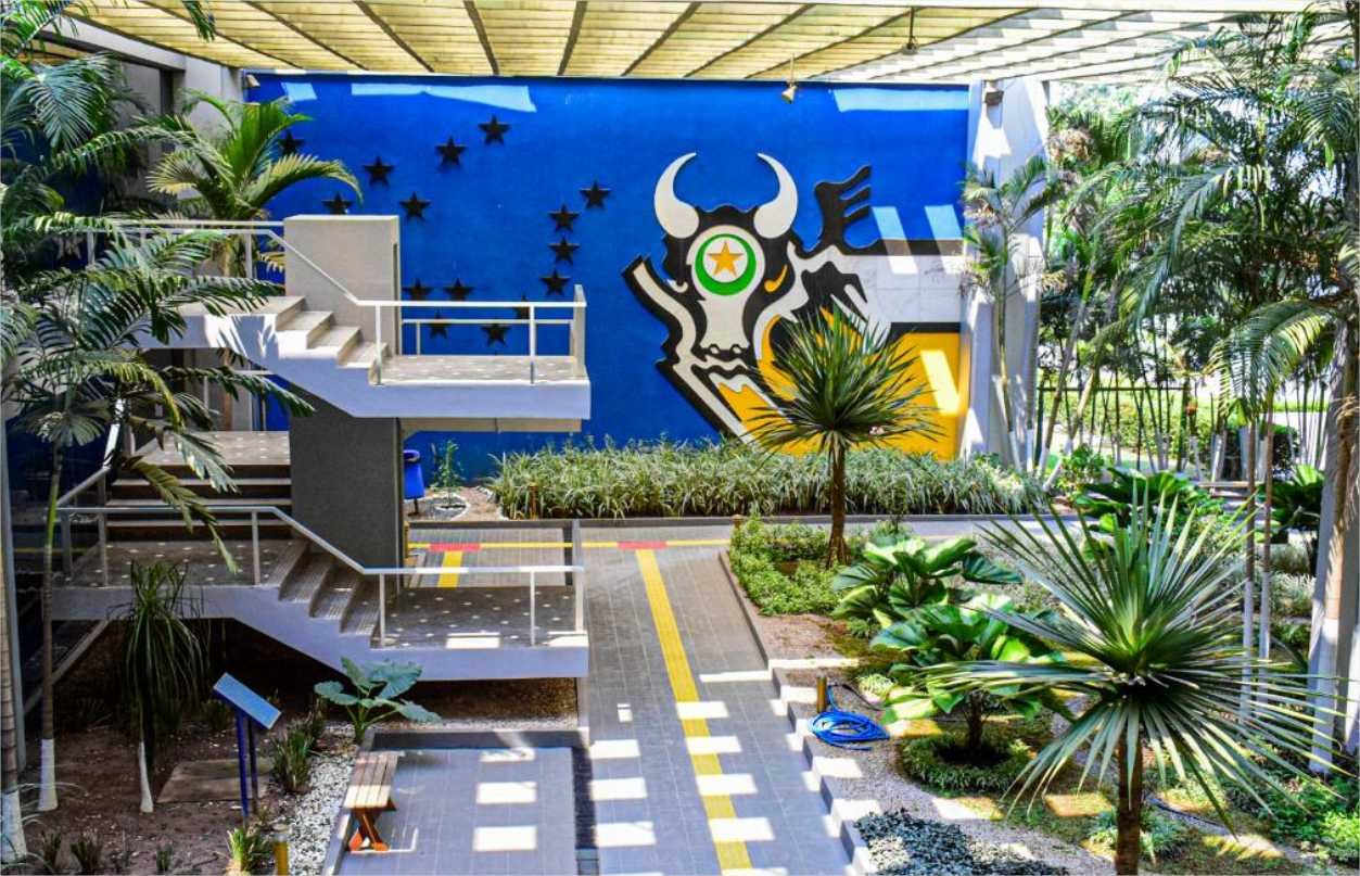 Governo de MT fecha 5,5 mil acordos de férias com professores temporários em quatro meses