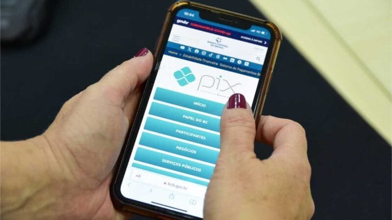 Novos golpes do PIX deixam usuários no prejuízo