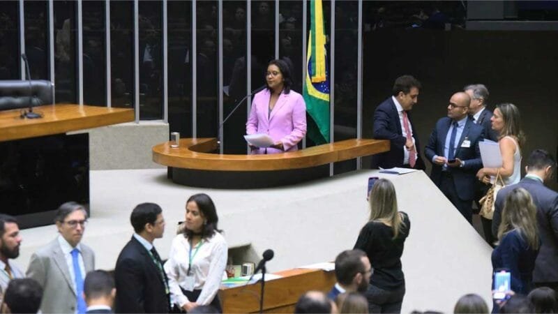 Sob a relatoria da deputada Gisela Simona, Câmara Federal aprova PL que aumenta pena à feminicídio