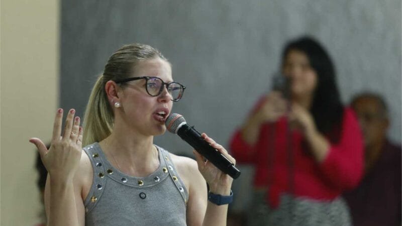 Rafaela Fávaro expõe urgência na saúde pública em Cuiabá e necessidade de eleger médico como prefeito