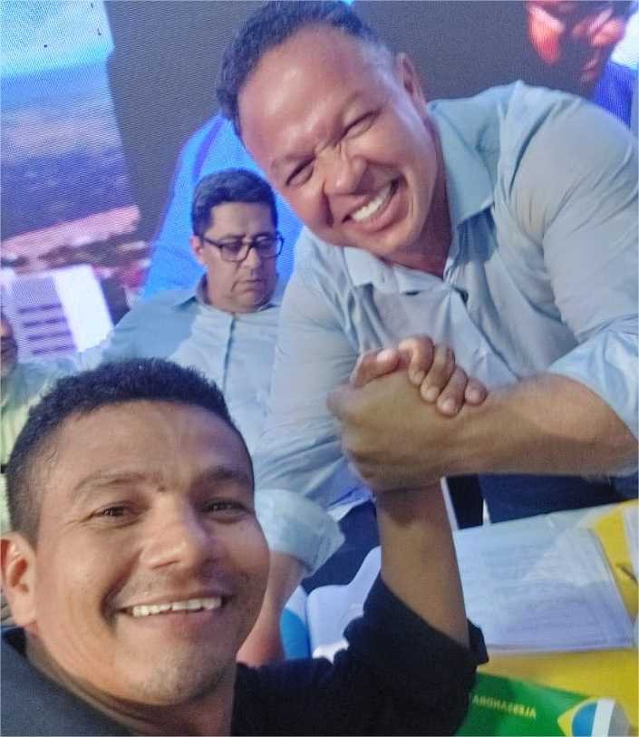 Juíza confirma que Thiago Silva não é investigado em operação e obriga apoiador de Claudio Ferreira a apagar fake news
