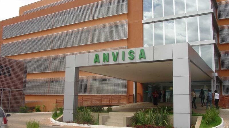 Anvisa amplia a divulgação sobre a prescrição de antibióticos por enfermeiros: docente de enfermagem analisa avanços e desafios