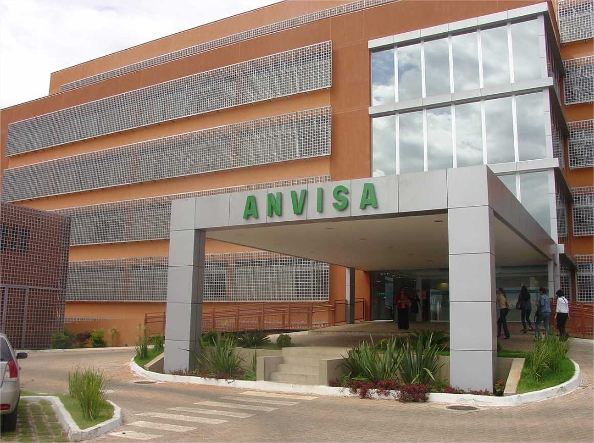 Anvisa amplia a divulgação sobre a prescrição de antibióticos por enfermeiros: docente de enfermagem analisa avanços e desafios