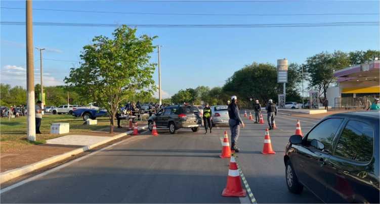 Operações Lei Seca fiscalizam 290 veículos e fazem 16 autuações criminais neste fim de semana