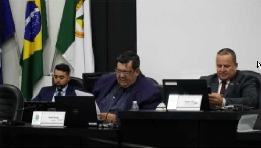 Câmara de Cuiabá aprova projetos de lei e pareceres da CCJR nesta terça-feira (29)