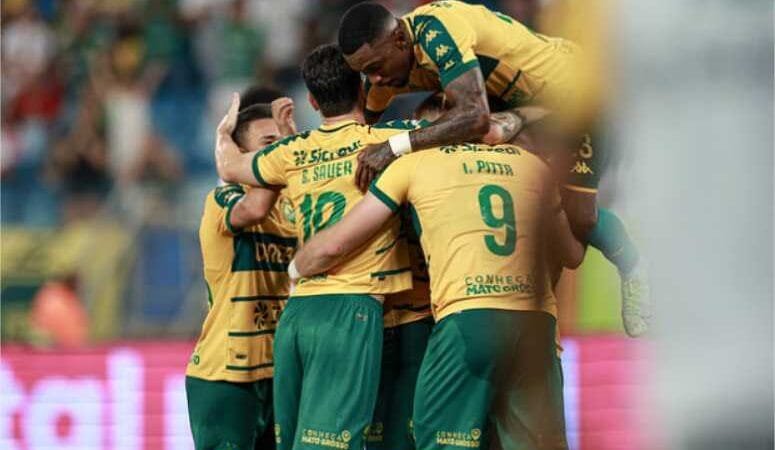 Nota MT premia 501 torcedores para jogo do Cuiabá e Corinthians desta segunda-feira(28)