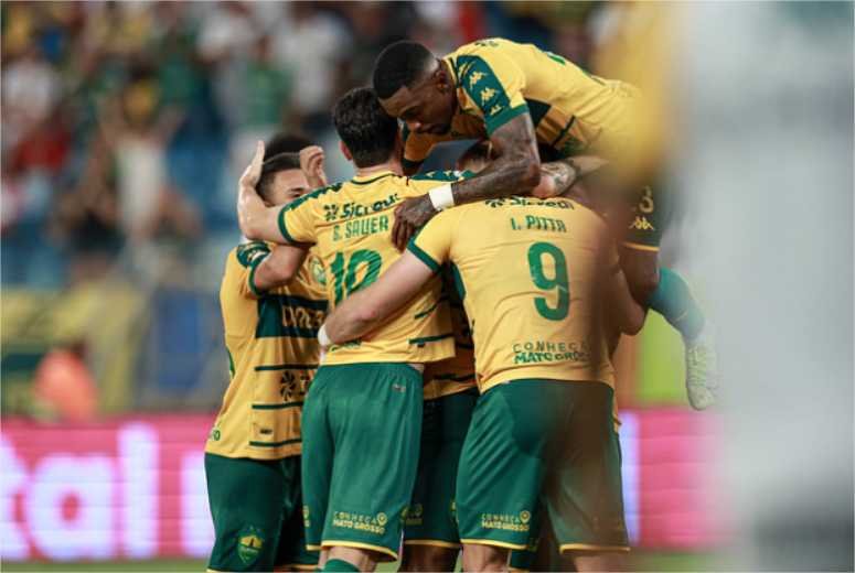 Nota MT premia 501 torcedores para jogo do Cuiabá e Corinthians desta segunda-feira(28)