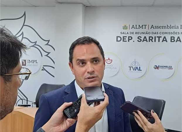 Diego Guimarães anuncia apoio a Abílio no segundo turno