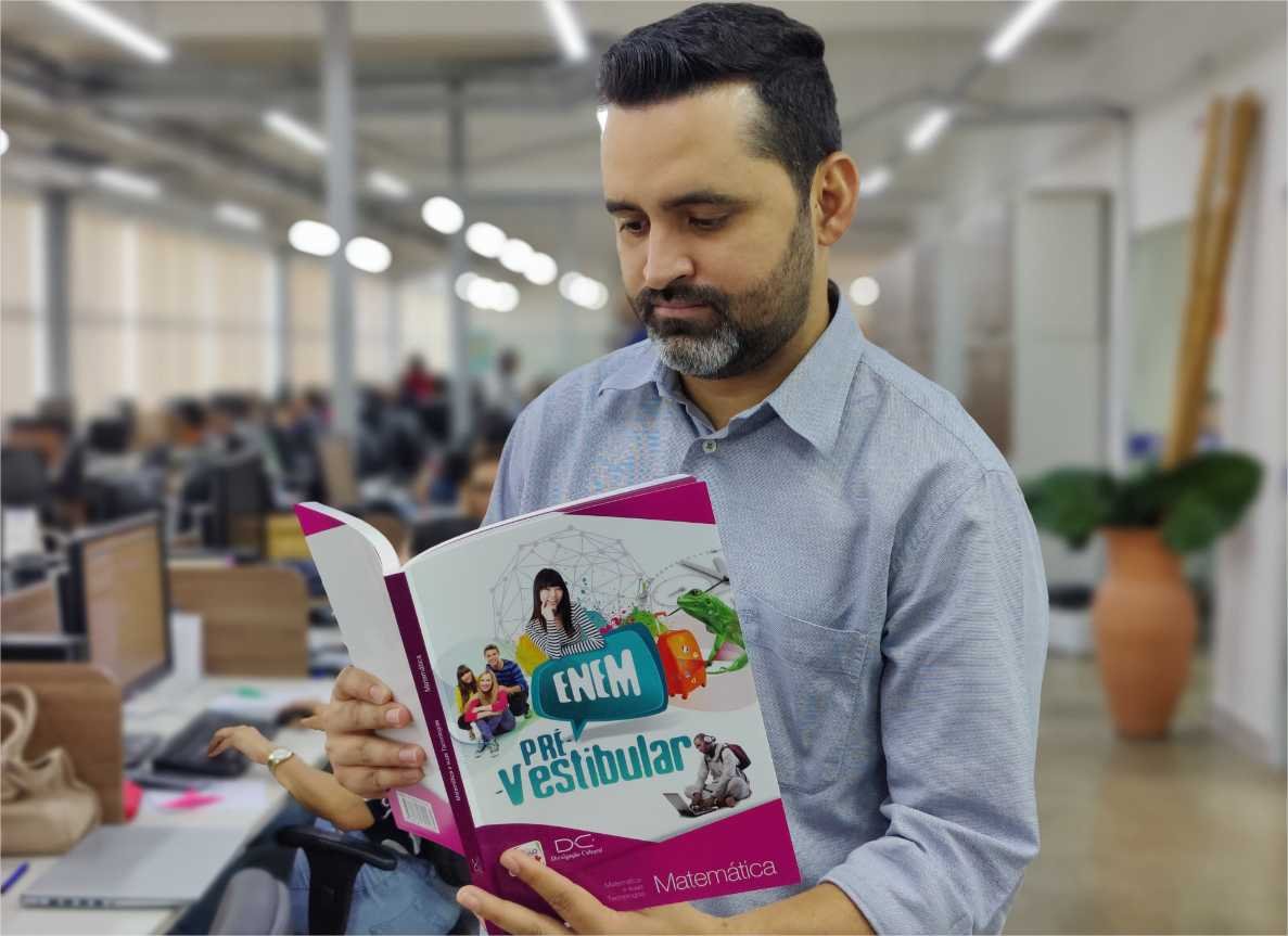 “Planejamento adequado é necessário para garantir um bom desempenho no Enem”, afirma professor de matemática