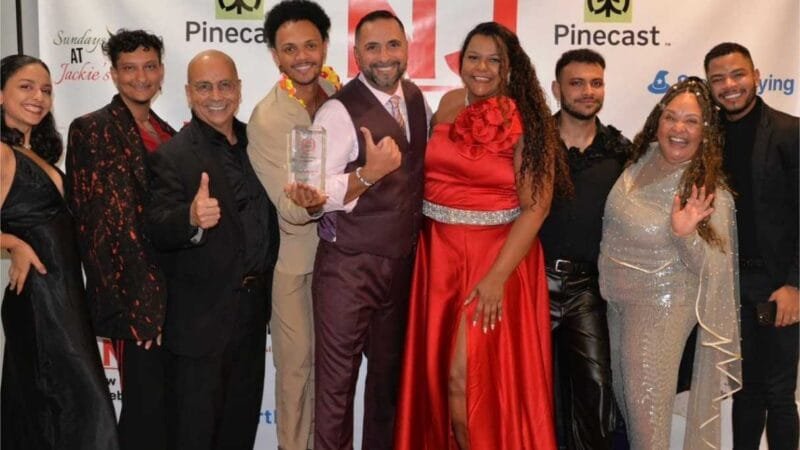 Egressos da MT Escola de Teatro continuam voando alto e conquistam prêmio internacional