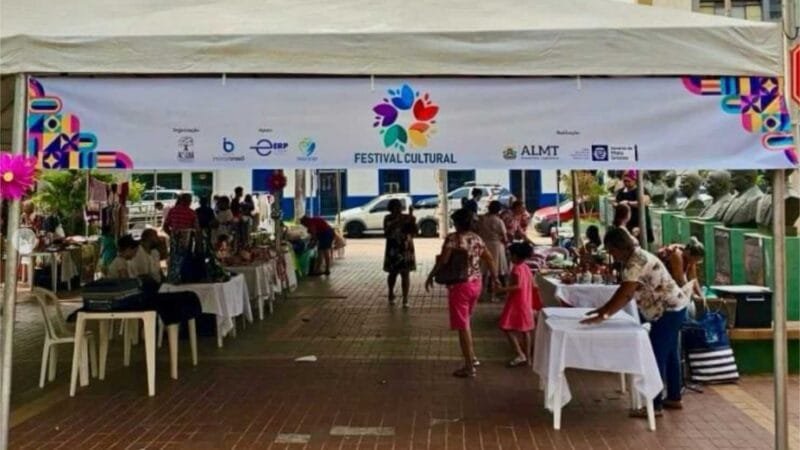 “Feira Popular Artesanato na Praça” promove cultura local; Confira quando serão próximas edições