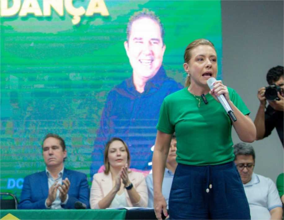 Flávia Moretti planeja demissões, privatização do DAE, fim da fila na saúde e revisão do aumento do IPTU