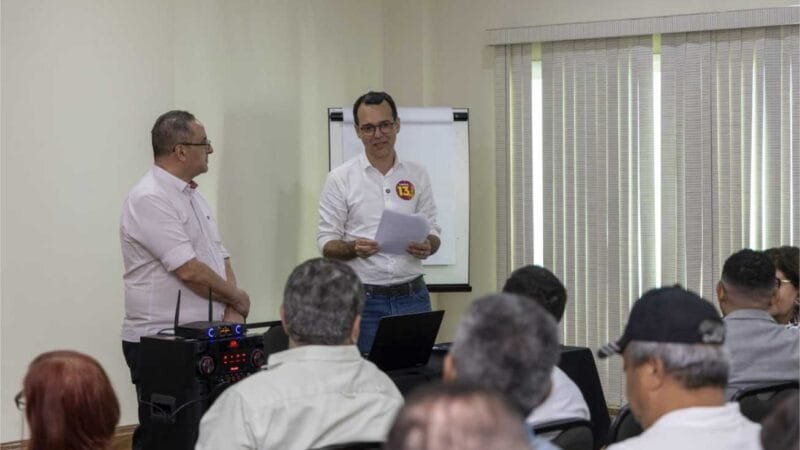 Lúdio assina carta de compromisso com servidores públicos de Cuiabá e garante RGA