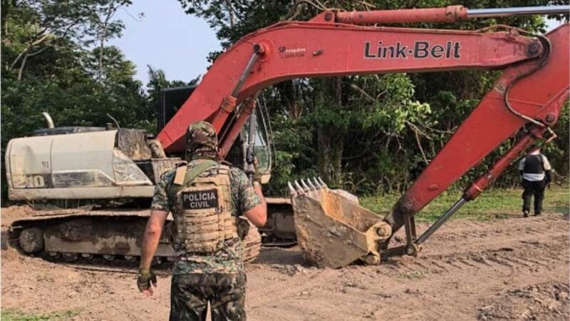 Policiais civis apreendem em área de garimpo ilegal máquinas compradas em golpe contra empresa de SP