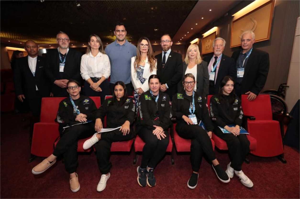 No 1º Encontro Internacional de Mulheres do Jiu-jitsu, primeira-dama de MT destaca o papel do esporte na inclusão e defesa das mulheres