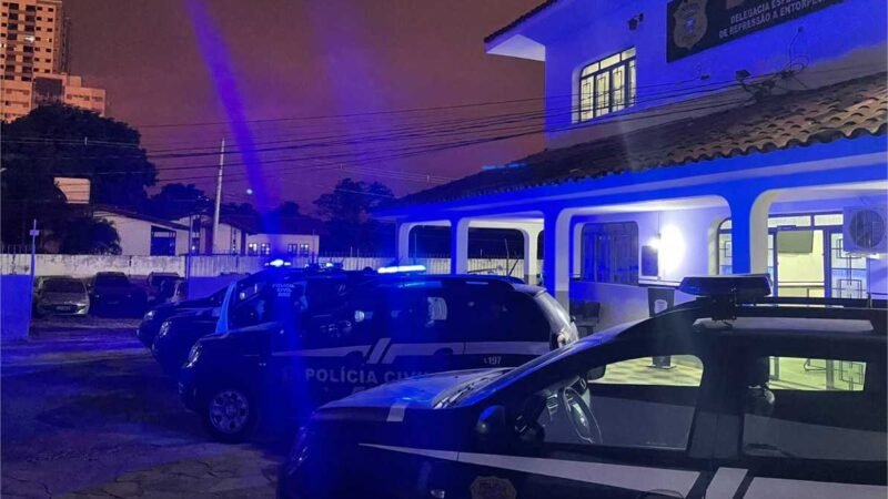 Operação da Polícia Civil mira esquema de tráfico de drogas ocultadas em meio de encomendas lícitas