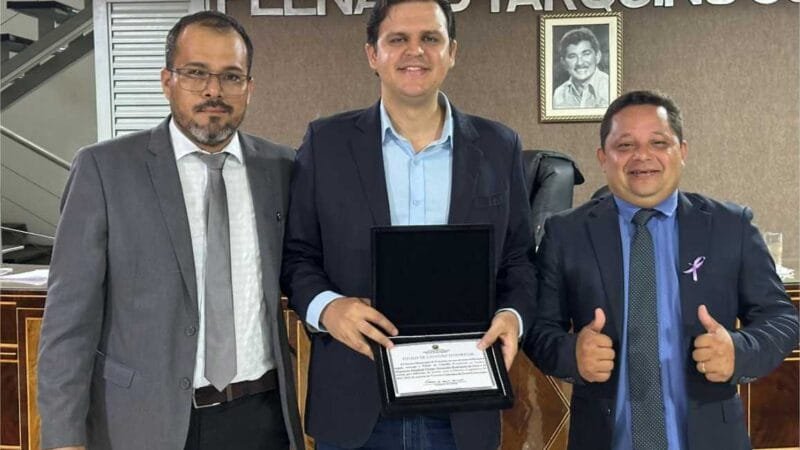 Thiago Silva é homenageado com o título de cidadão poxorense