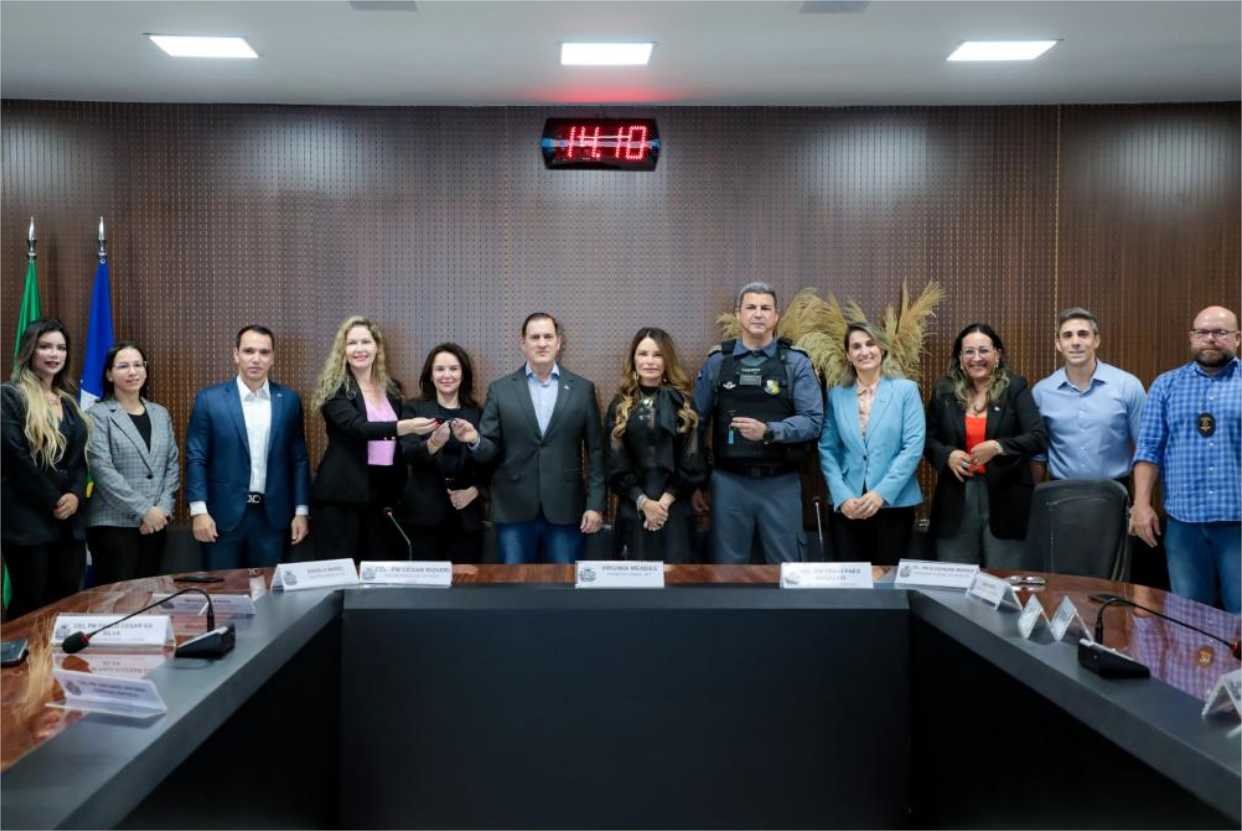 Primeira-dama de MT destaca os avanços na Segurança Pública e comemora a entrega de viaturas ao programa SER Família Mulher
