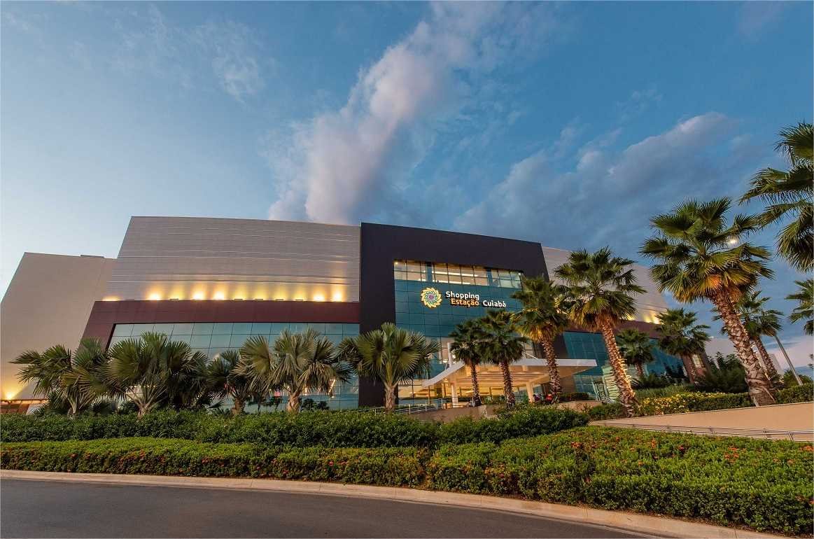 Lojas de shopping no bairro Santa Rosa anunciam abertura de vagas para fim de ano